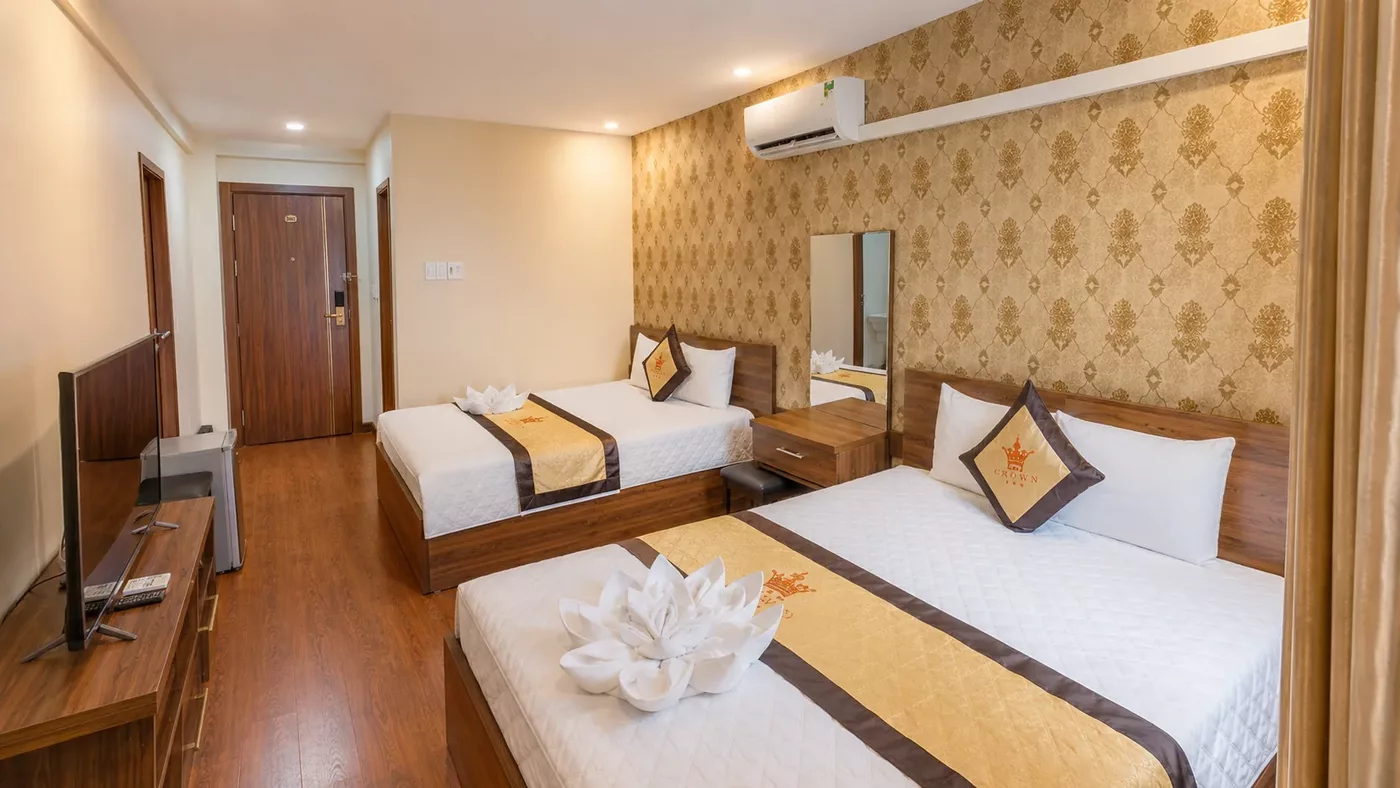 Phòng nghỉ hai giường Crown Hotel